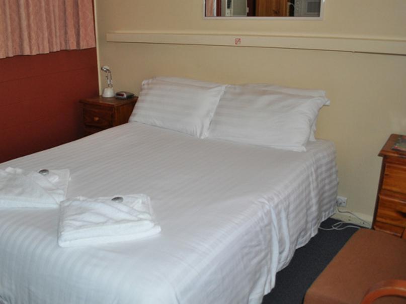 Red Cedar Motel Muswellbrook Buitenkant foto