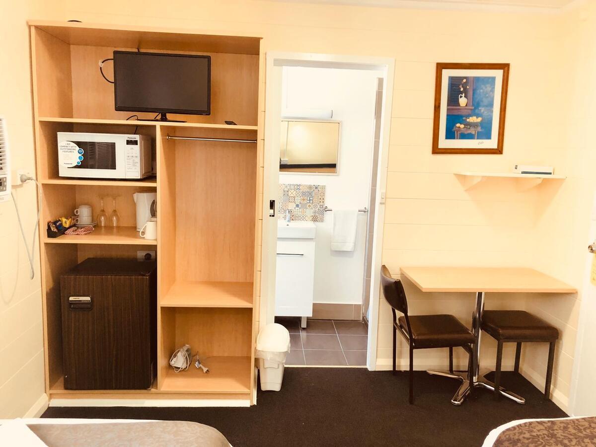 Red Cedar Motel Muswellbrook Buitenkant foto